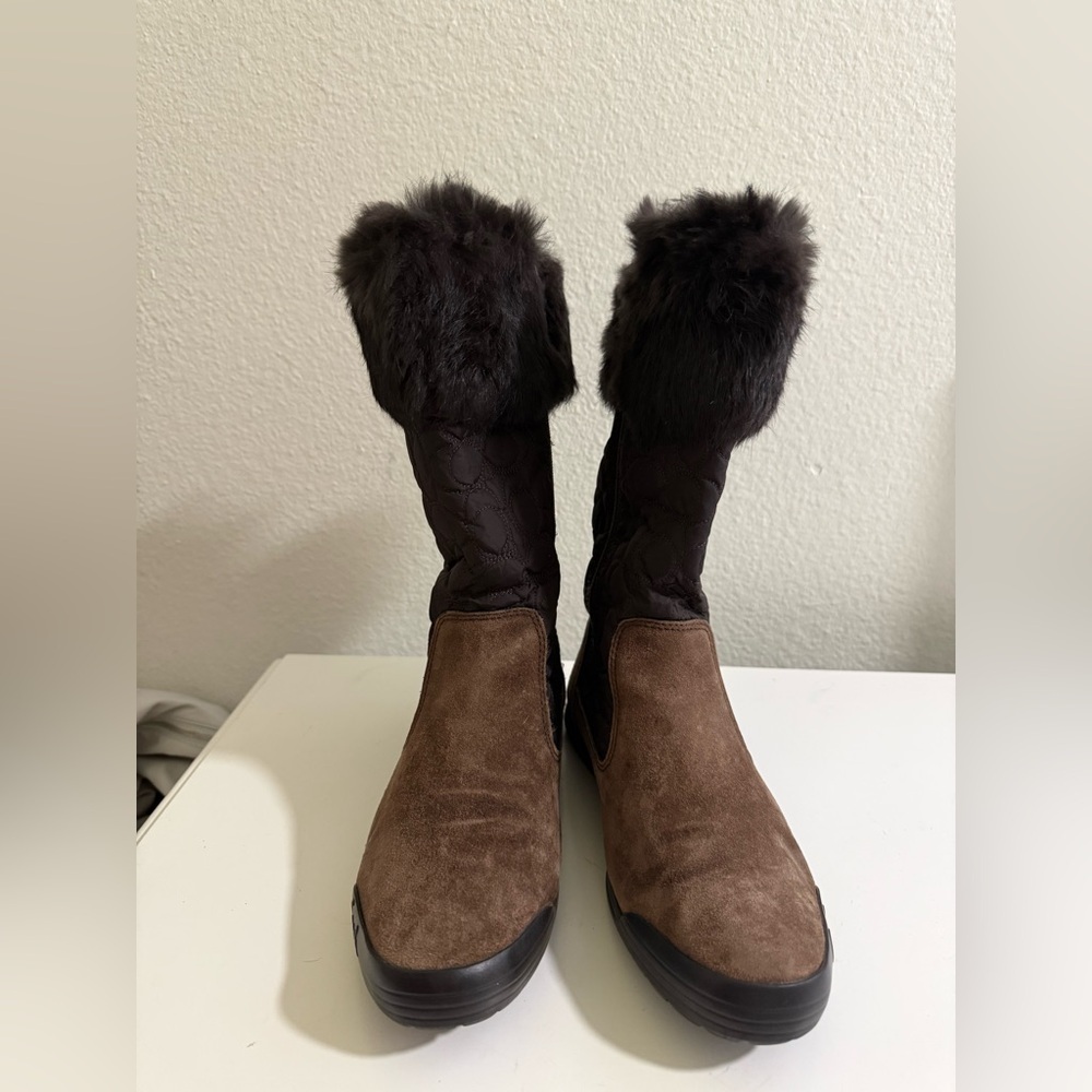Coach Brown Quilted Shaft Winter Boots with Faux Fur Cuff - Picture 7 of 15